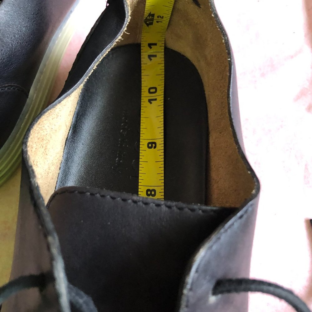 Gucci Men's Black Leather Sneakers - Picture 14 of 15